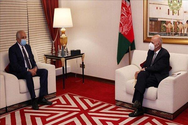 اشرف غنی با نماینده آمریکا در امور افغانستان ملاقات کرد